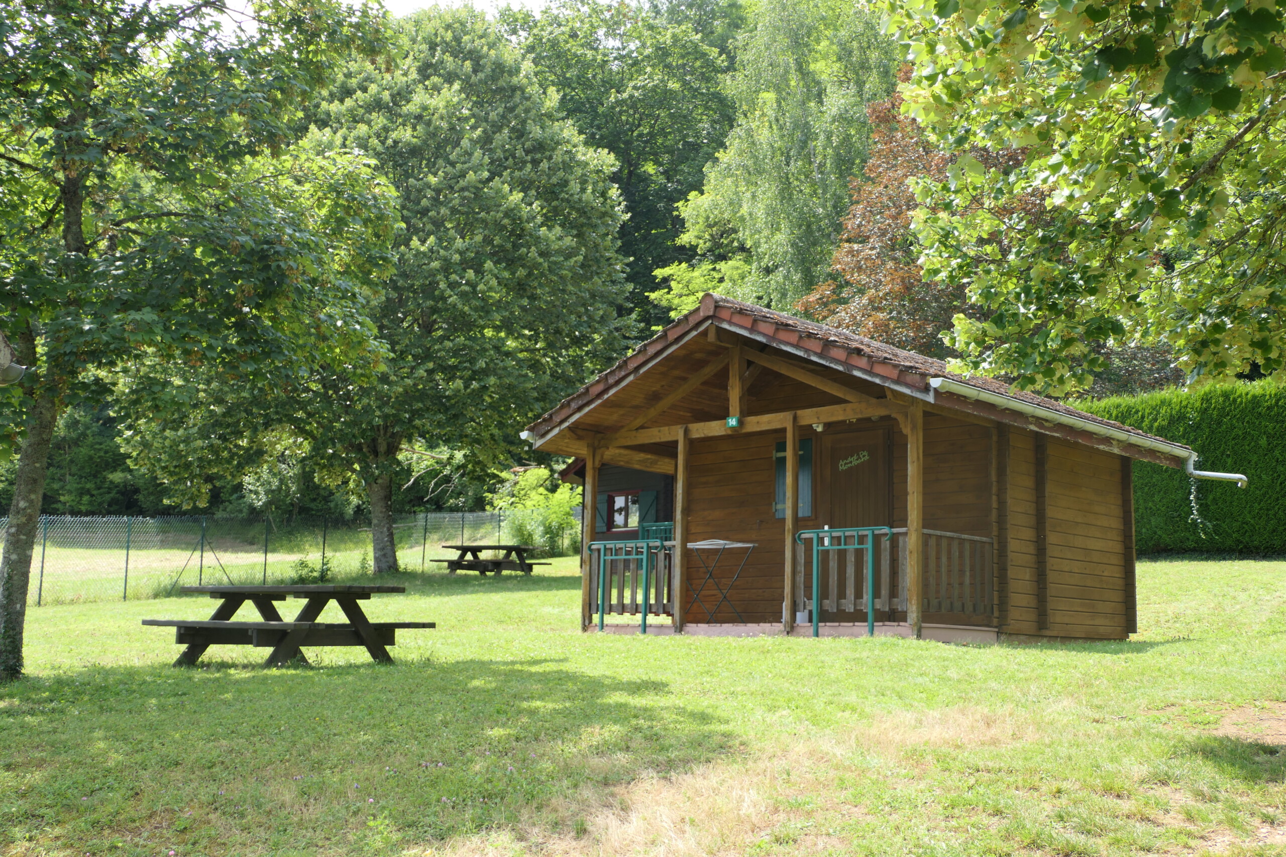 Des mini-chalets accueillants