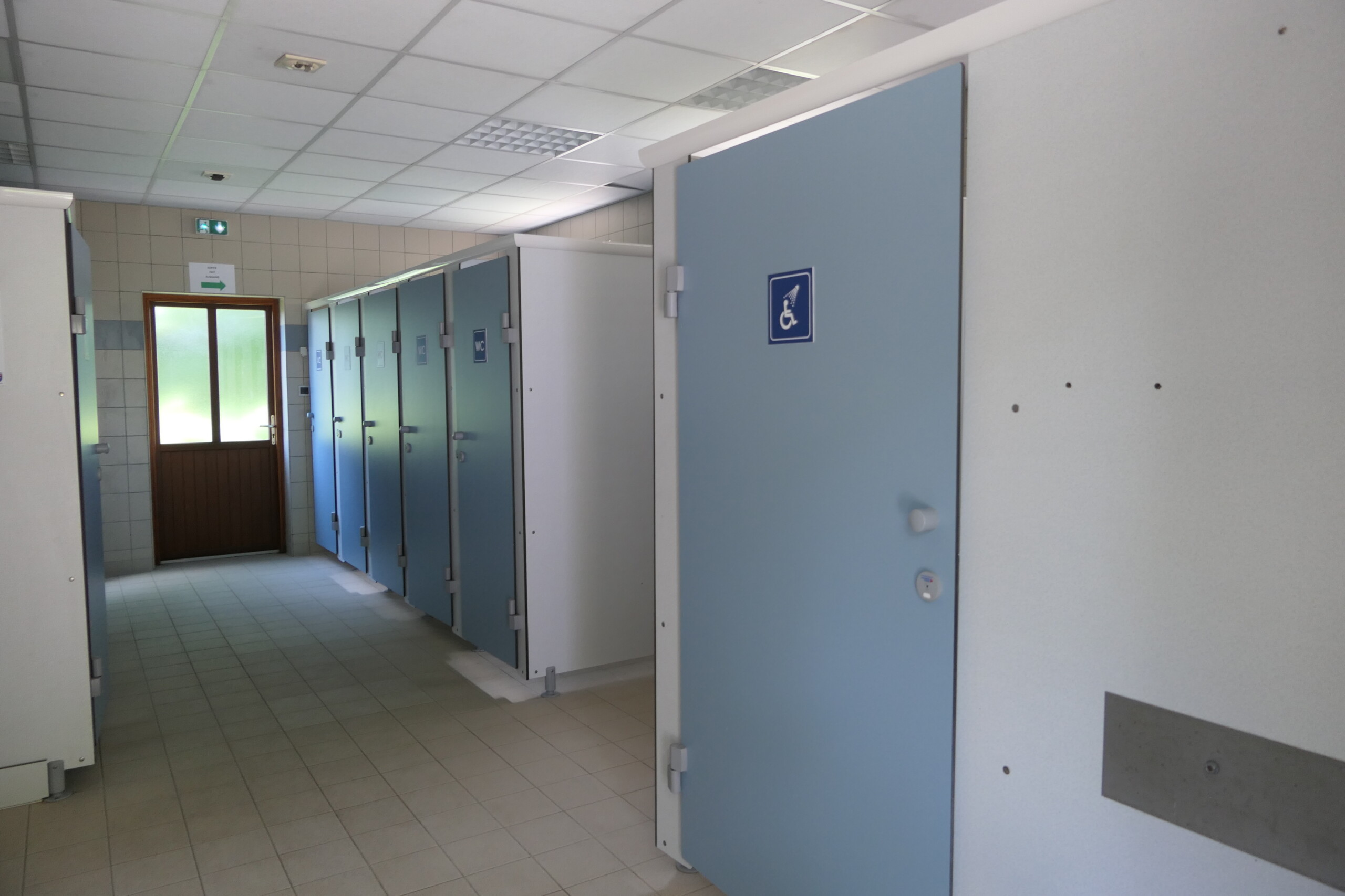 Les douches et sanitaires